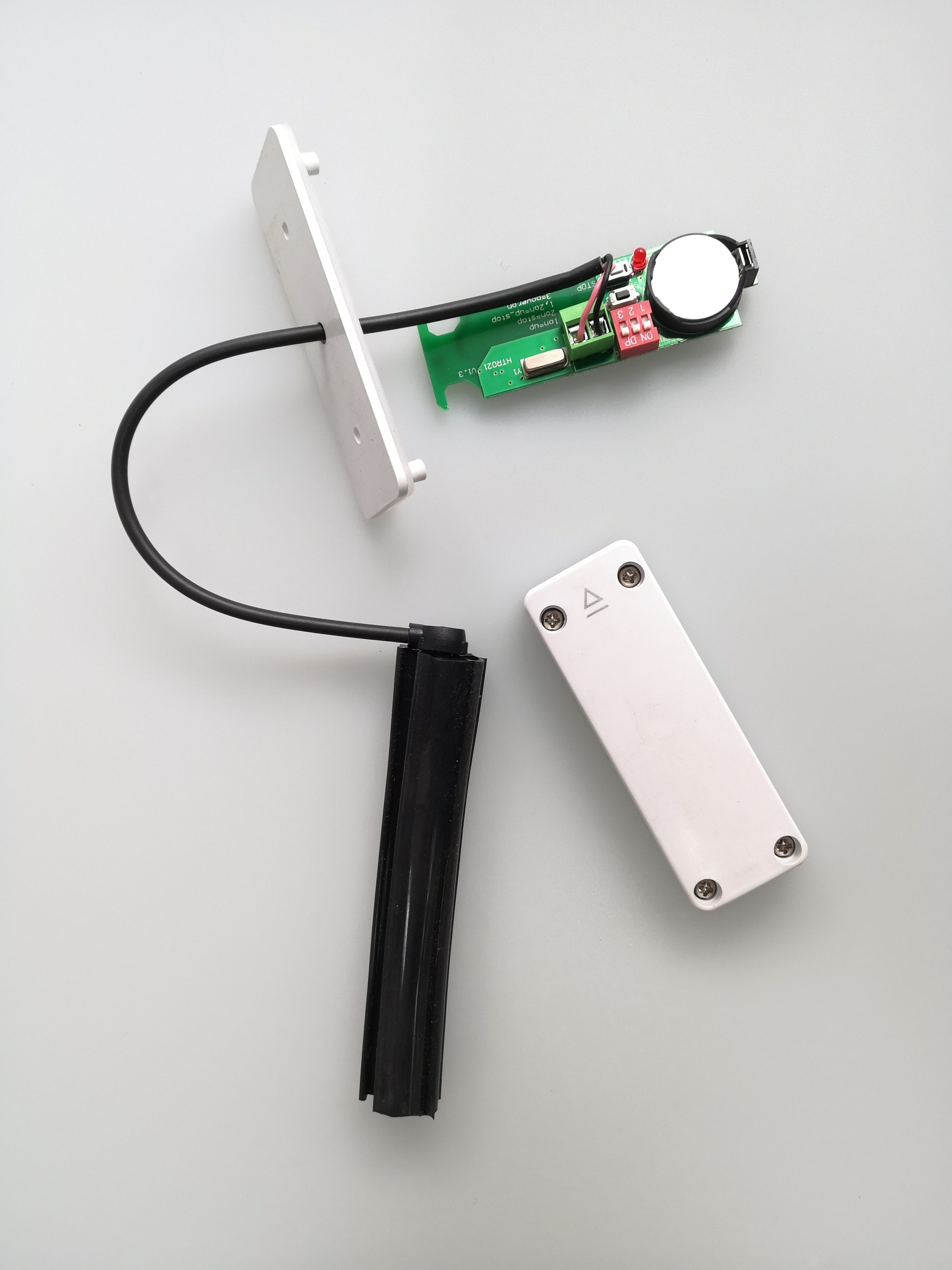 Wireless sensor FC60 + Safety edge FS-55N + End piece C02